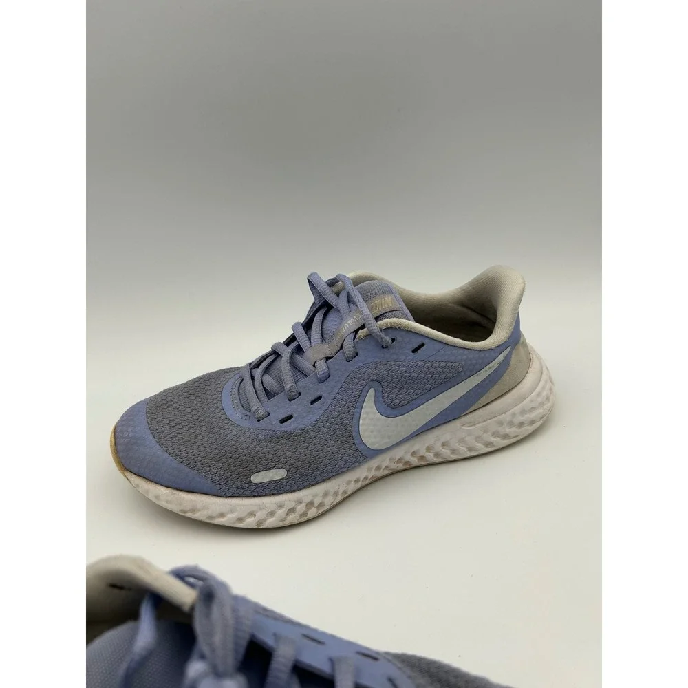 Nike Revolution 5 Purple Grey Running Shoes BQ5671-500 Kids Size 5Y Womens 6.5